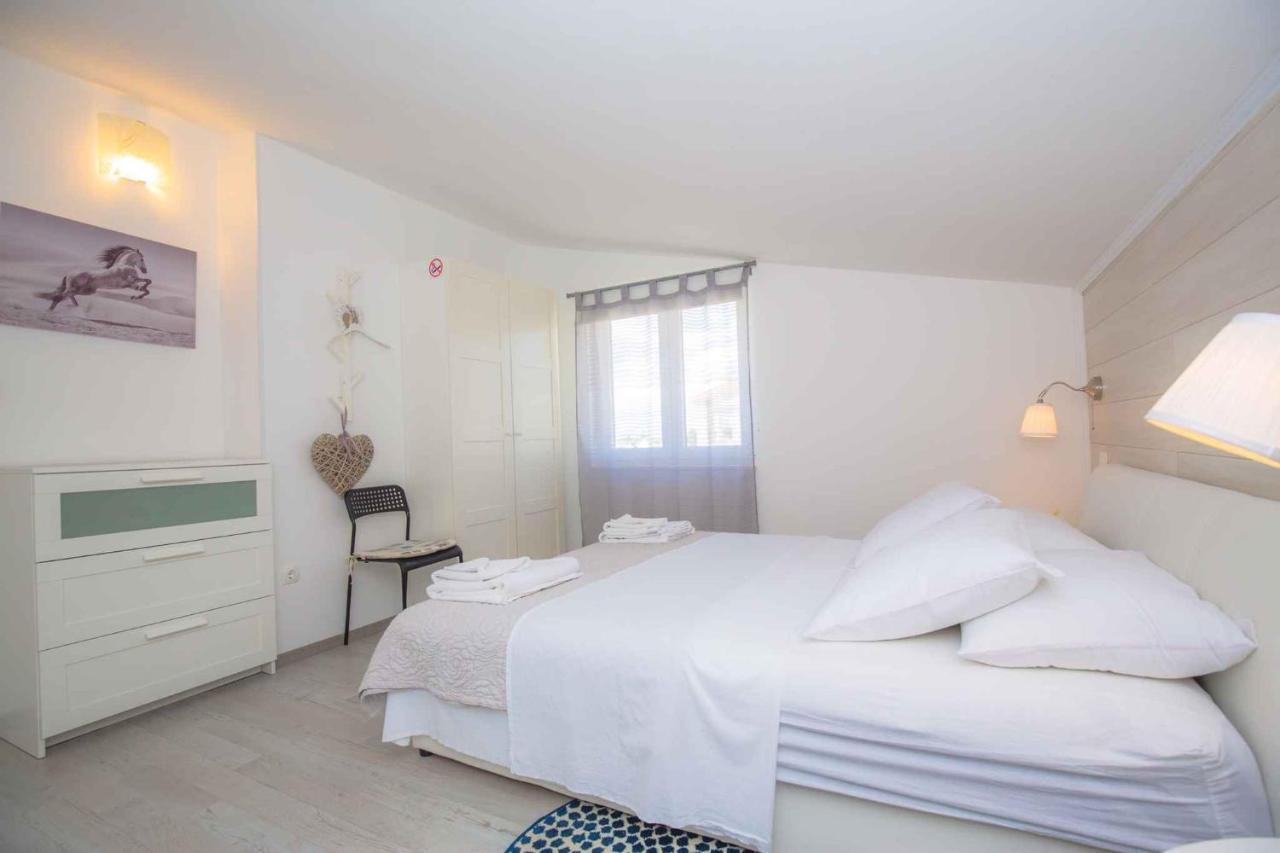 Apartments In Rogoznica 36019 Екстер'єр фото