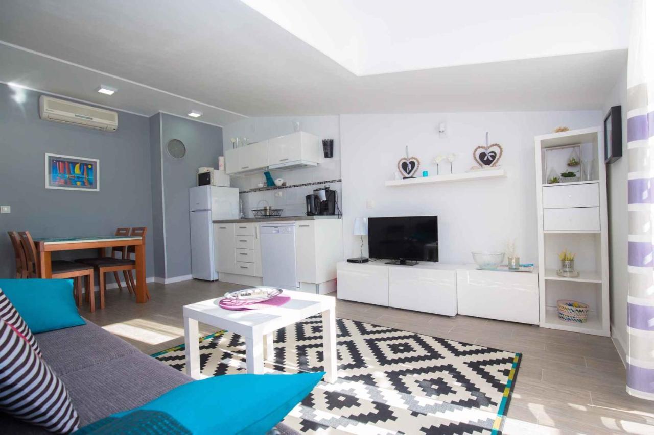 Apartments In Rogoznica 36019 Екстер'єр фото