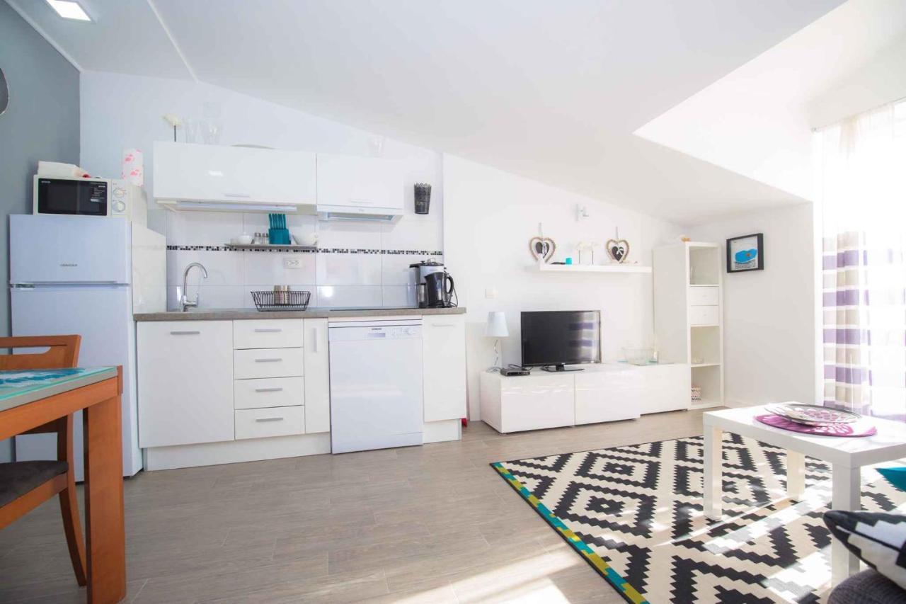 Apartments In Rogoznica 36019 Екстер'єр фото