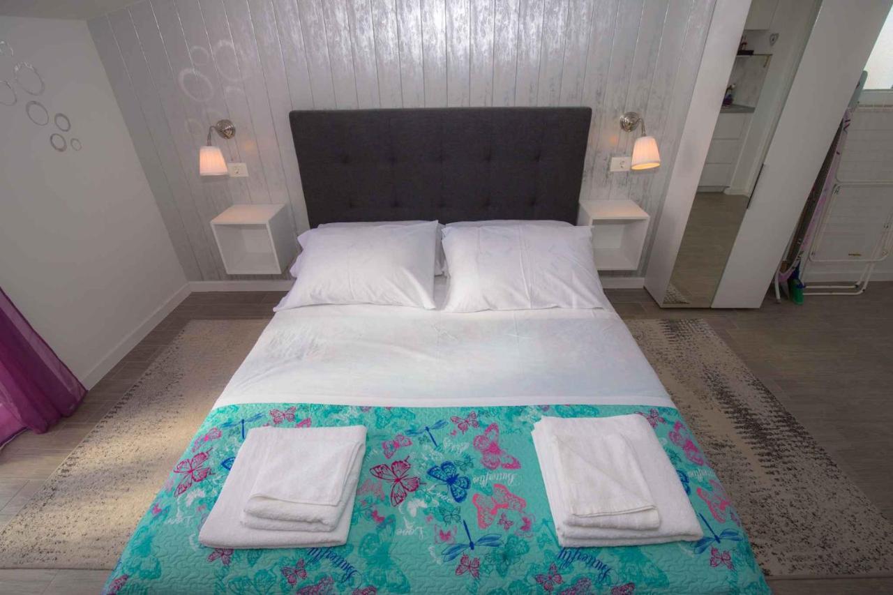 Apartments In Rogoznica 36019 Екстер'єр фото