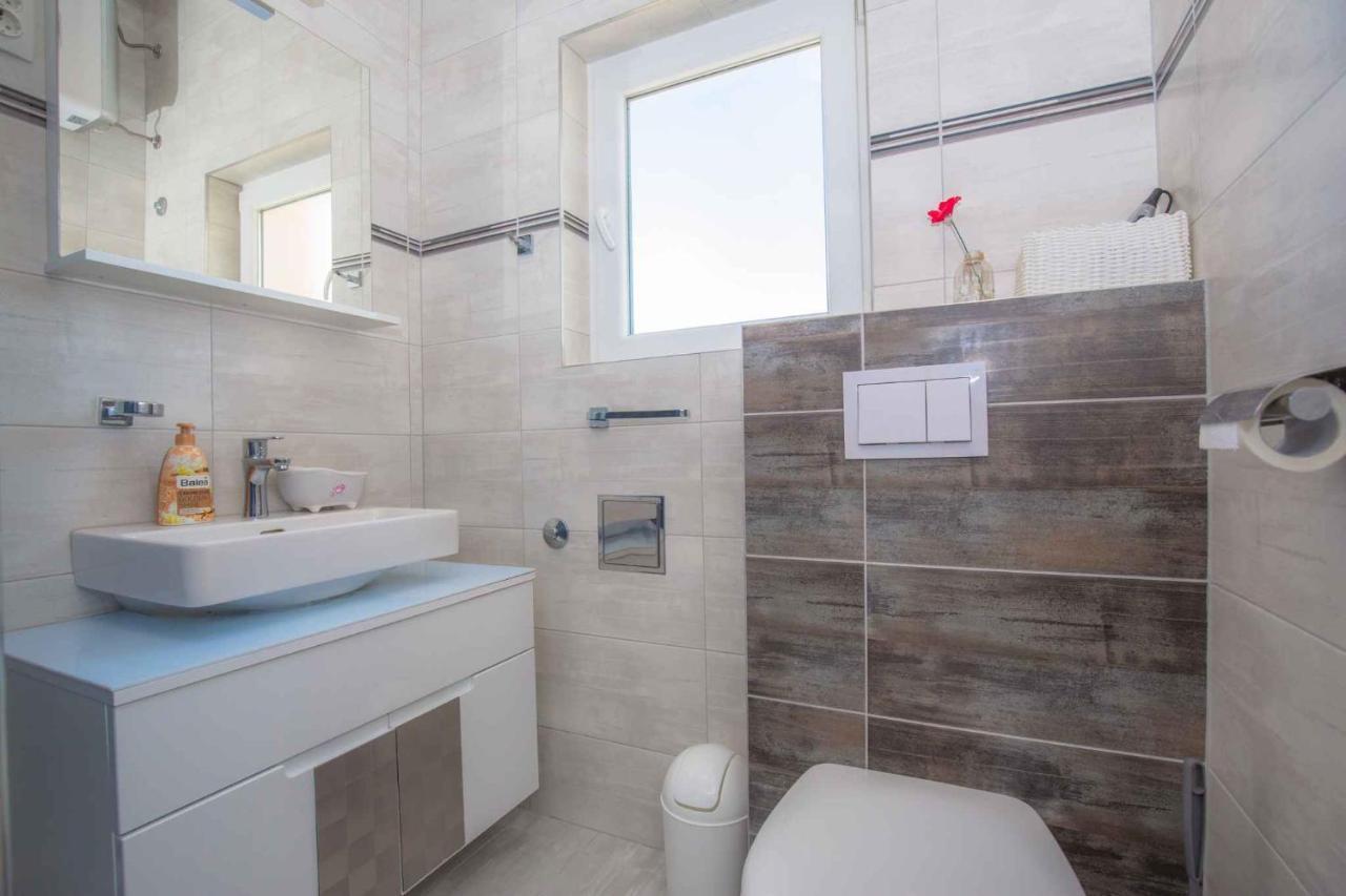 Apartments In Rogoznica 36019 Екстер'єр фото