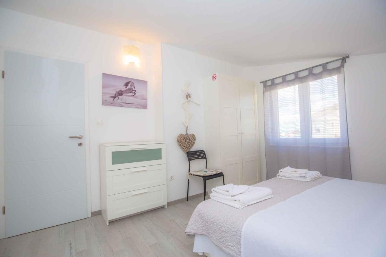 Apartments In Rogoznica 36019 Екстер'єр фото
