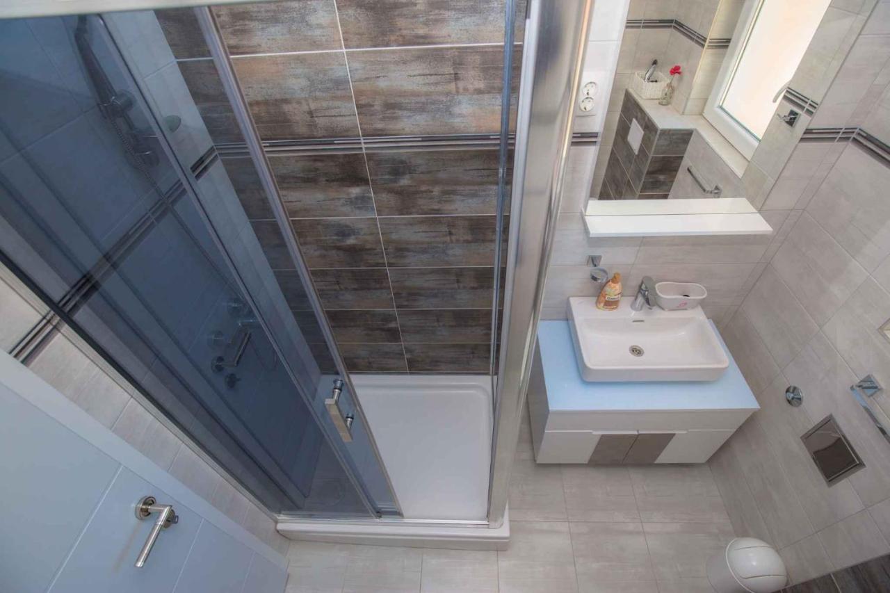 Apartments In Rogoznica 36019 Екстер'єр фото
