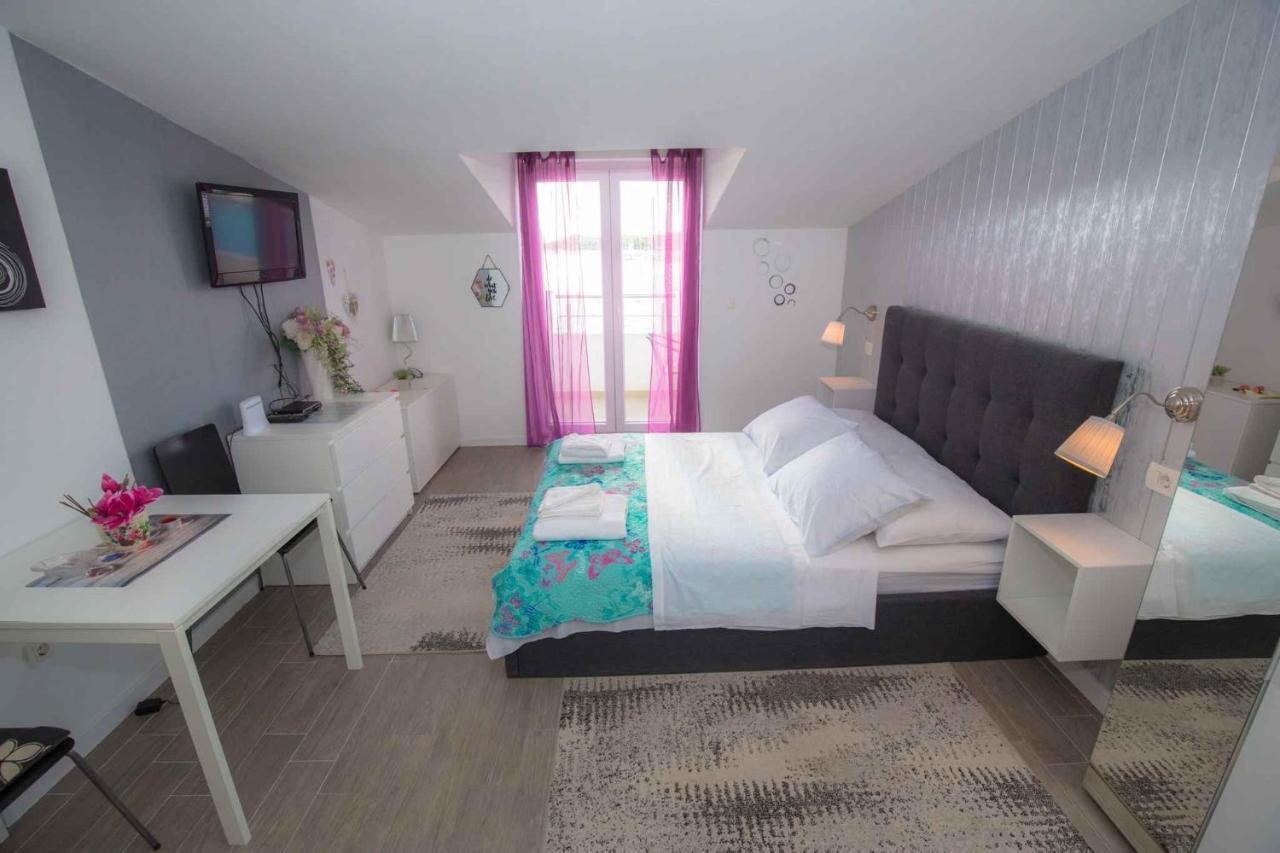 Apartments In Rogoznica 36019 Екстер'єр фото