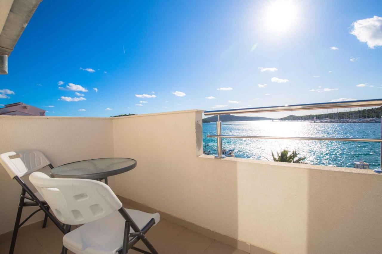 Apartments In Rogoznica 36019 Екстер'єр фото