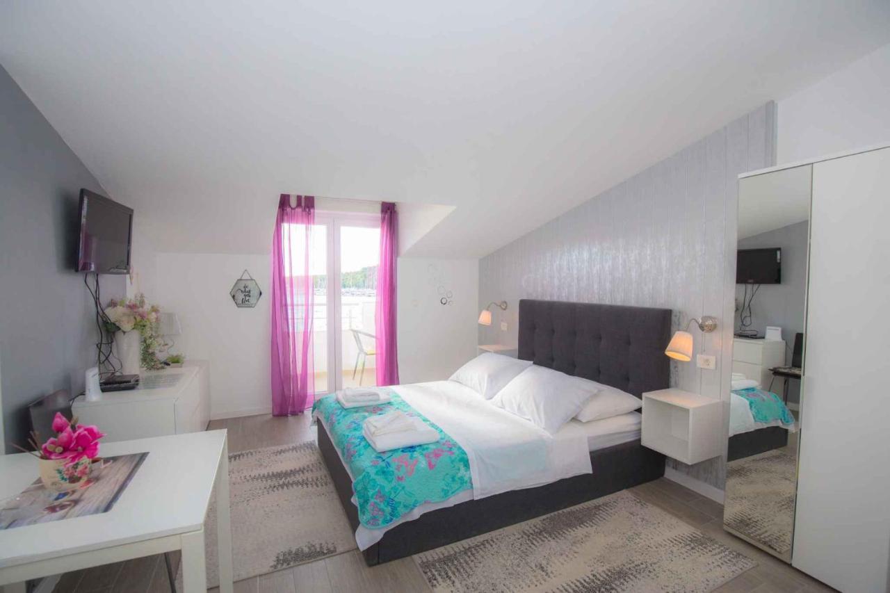 Apartments In Rogoznica 36019 Екстер'єр фото