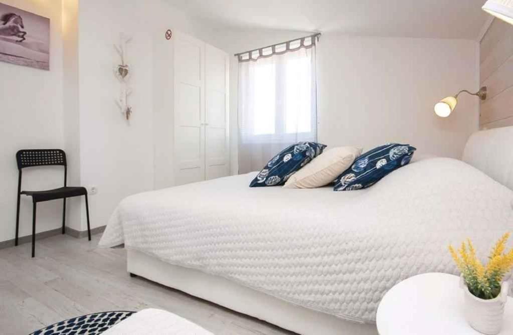 Apartments In Rogoznica 36019 Екстер'єр фото