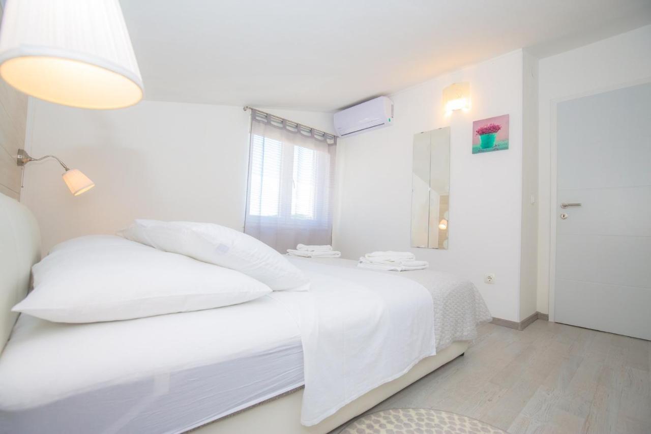 Apartments In Rogoznica 36019 Екстер'єр фото
